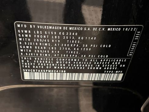 Certified 2023 Volkswagen Tiguan SE R-Line FWD image 29