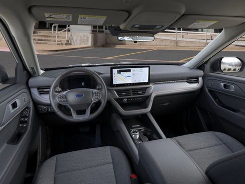 New 2025 Ford Explorer Active image 11
