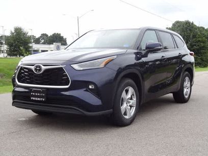 Certified 2025 Toyota Highlander LE