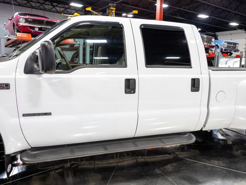 Used 2002 Ford F350 Lariat image 31