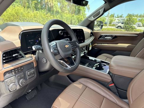 New 2026 Chevrolet Tahoe High Country w/ Sun And Tow Package AWD/4WD image 22