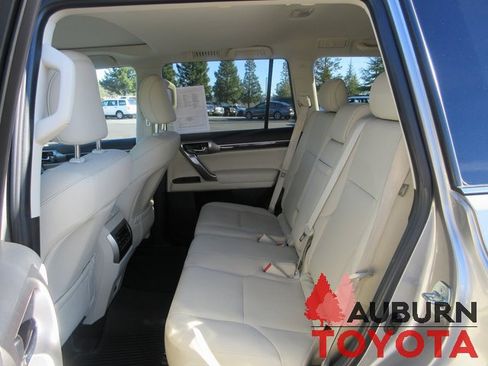 Used 2023 Lexus GX 460 Premium image 26