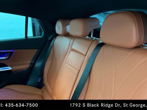 Used 2024 Mercedes-Benz GLC 300 4MATIC image 20