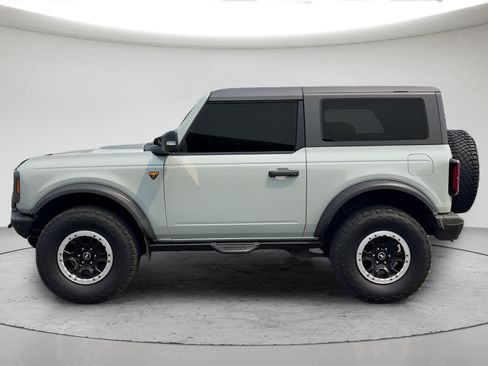 Used 2024 Ford Bronco Badlands w/ Sasquatch Package AWD/4WD image 11