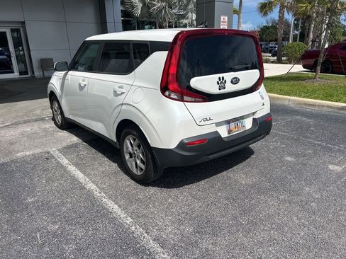 Used 2020 Kia Soul S image 8