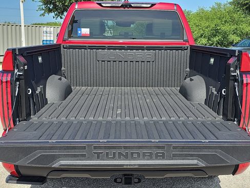 Used 2026 Toyota Tundra Limited AWD/4WD image 30