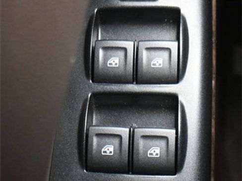 Used 2021 GMC Canyon Denali image 12