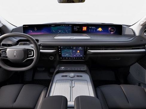 New 2025 Lincoln Navigator Reserve AWD/4WD image 7