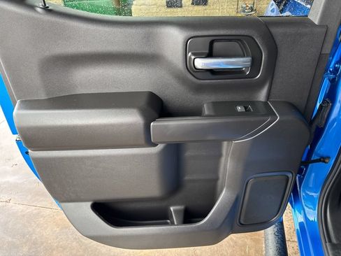 Used 2025 Chevrolet Silverado 1500 Custom w/ Turbomax Blackout Package RWD image 33