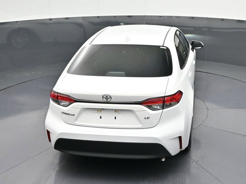 Used 2024 Toyota Corolla LE image 19
