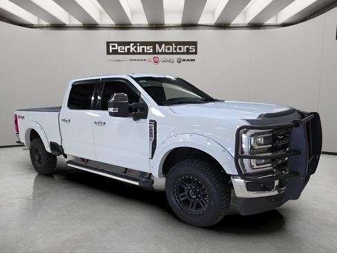 Used 2024 Ford F250 Lariat w/ Chrome Package AWD/4WD image 9