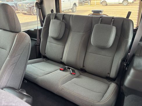 Used 2024 Jeep Wrangler Sport S image 11