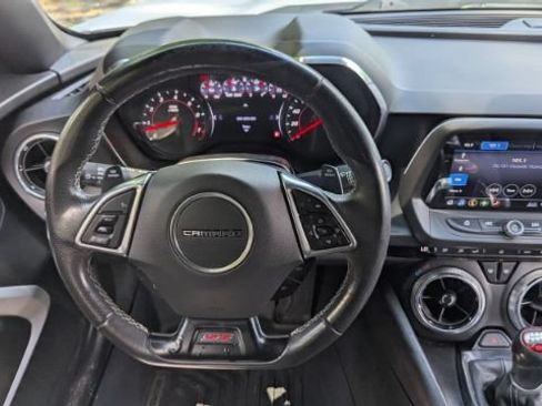 Used 2019 Chevrolet Camaro SS RWD image 19