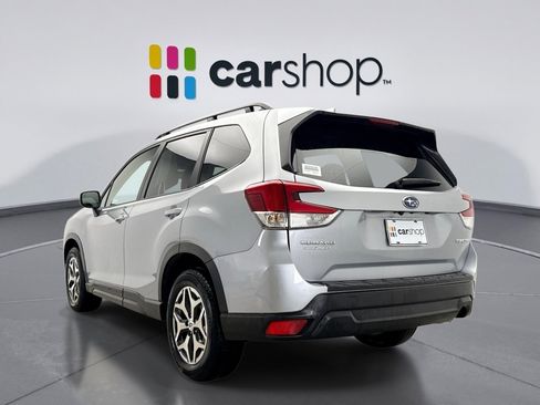 Used 2022 Subaru Forester Premium w/ Popular Package #3 image 3