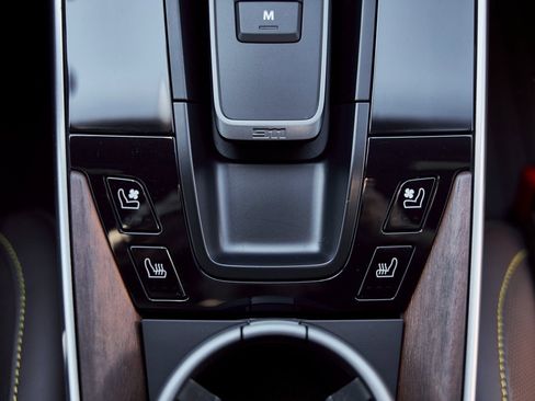 Used 2021 Porsche 911 Turbo S image 60