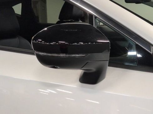 Used 2025 Nissan Murano SL w/ Cargo Package AWD/4WD image 11