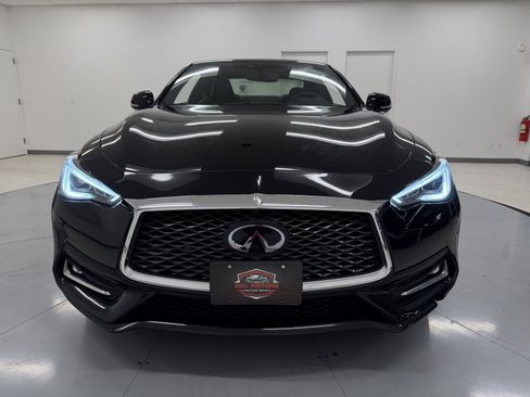 Used 2022 INFINITI Q60 3.0t Luxe w/ Essential Package image 2