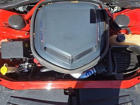 Used 2016 Dodge Challenger R/T Plus image 5