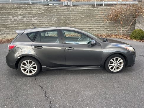 Used 2011 MAZDA MAZDA3 s Sport image 2
