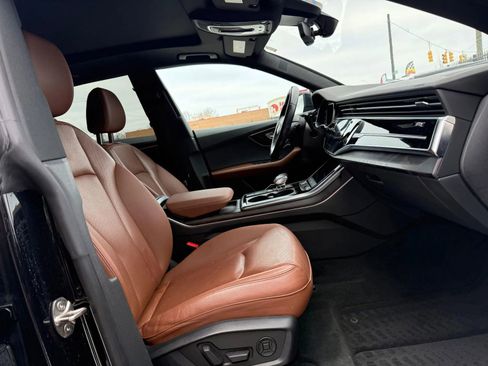 Used 2021 Audi Q8 Premium Plus w/ Premium Plus Package image 7