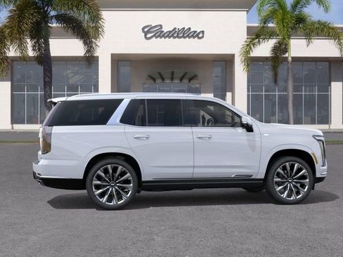 New 2026 Cadillac Escalade Luxury image 5