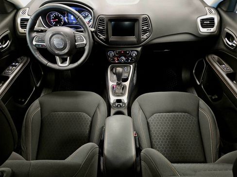 Used 2019 Jeep Compass Sport w/ Cold Weather Group image 13