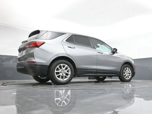 Used 2023 Chevrolet Equinox LT w/ Driver Convenience Package image 41