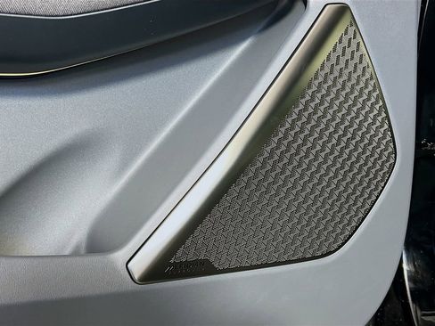 New 2026 Kia EV9 Land image 19