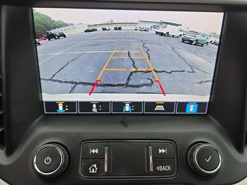 Used 2021 GMC Acadia SLT w/ Technology Package FWD image 26