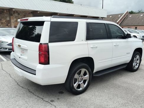 Used 2016 Chevrolet Tahoe LT w/ Luxury Package AWD/4WD image 5