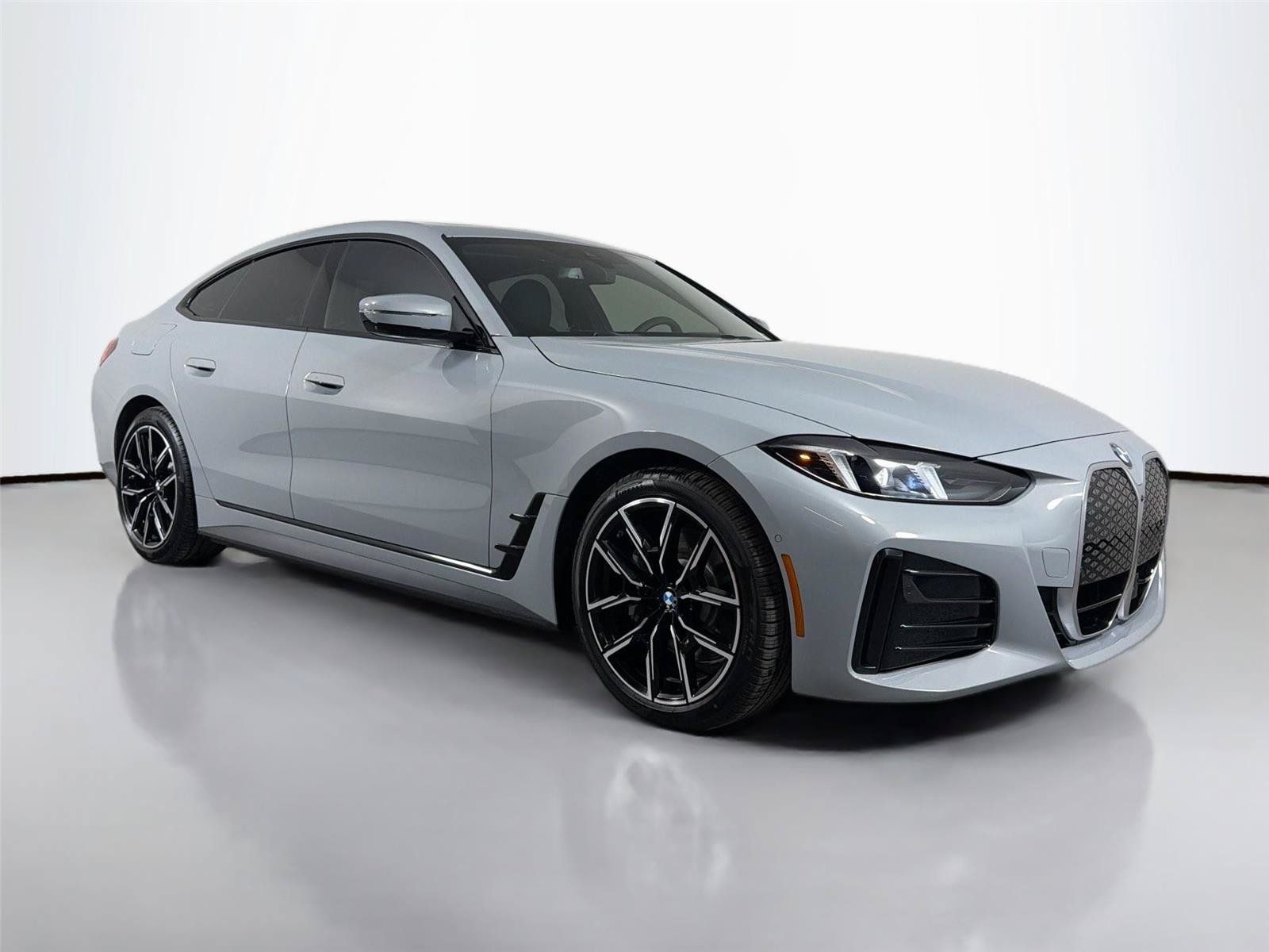 New 2026 BMW i4 xDrive40i w/ M Sport Package AWD/4WD image 5