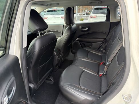 Used 2019 Jeep Compass Limited w/ Advanced Safety Group image 9