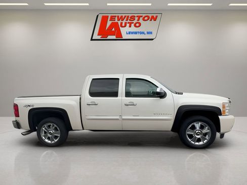 Used 2013 Chevrolet Silverado 1500 LTZ w/ LTZ White Diamond Edition image 9