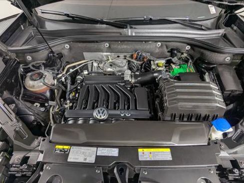Used 2022 Volkswagen Atlas Cross Sport SE w/ Panoramic Sunroof Package image 32