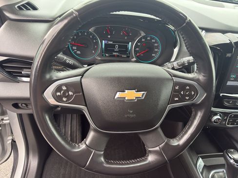 Used 2018 Chevrolet Traverse RS FWD image 16