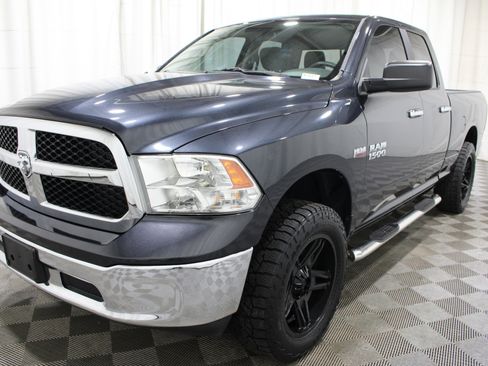 Used 2017 RAM 1500 Classic SLT image 29