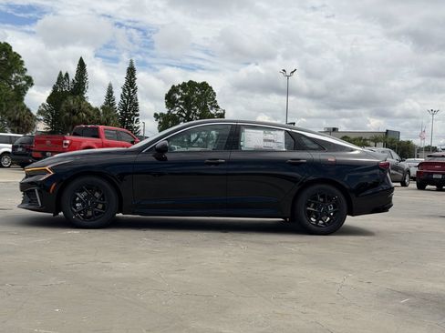 New 2026 Kia K5 LXS FWD image 7