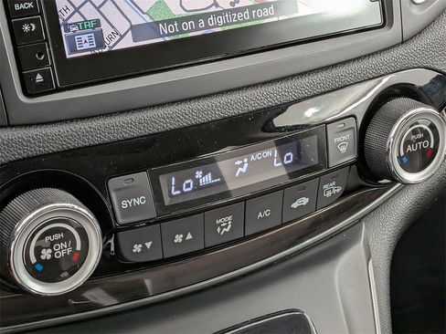 Used 2015 Honda CR-V Touring image 22