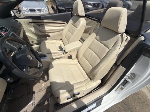 Used 2012 Volkswagen Eos Lux image 18