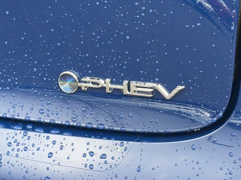 New 2026 Toyota Prius Plug-In Hybrid w/ Limited Premium Package image 7