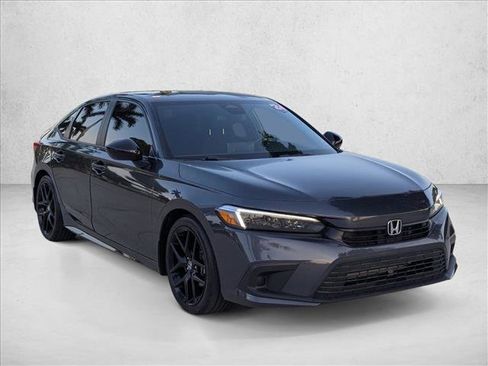 Used 2024 Honda Civic Sport image 3