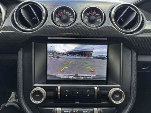 Used 2021 Ford Mustang Shelby GT500 w/ Carbon Fiber Track Pack RWD image 37