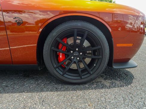 Used 2023 Dodge Challenger SRT Hellcat w/ Driver Convenience Group RWD image 11