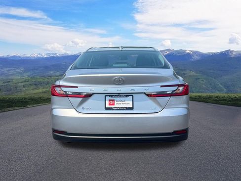 Used 2025 Toyota Camry LE FWD image 4