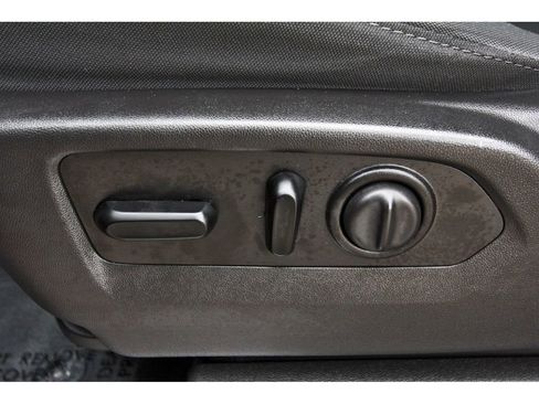 Used 2020 Chevrolet Silverado 1500 LT w/ Texas Edition RWD image 30