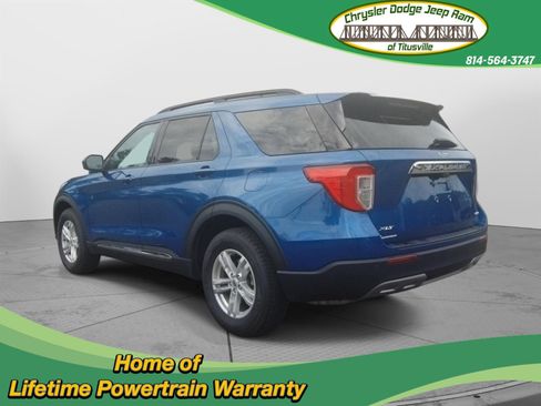 Used 2022 Ford Explorer XLT w/ Equipment Group 202A image 3