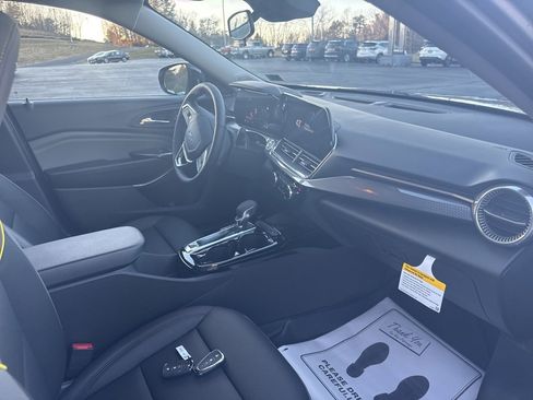 New 2026 Chevrolet Trax ACTIV w/ Sunroof Package image 19
