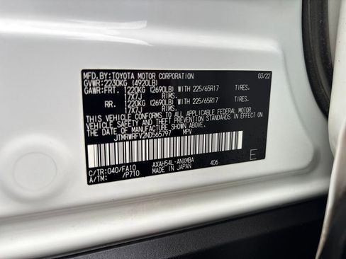 Used 2022 Toyota RAV4 XLE AWD/4WD image 34