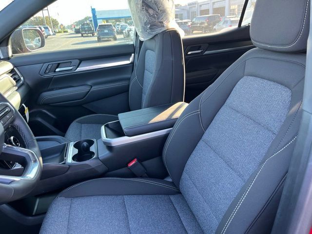 New 2027 GMC Terrain Elevation FWD image 9