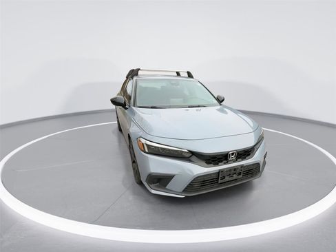 Used 2022 Honda Civic Sport image 1